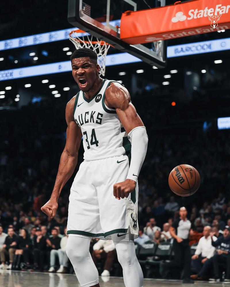 只盯人脚下 只盯人脚下